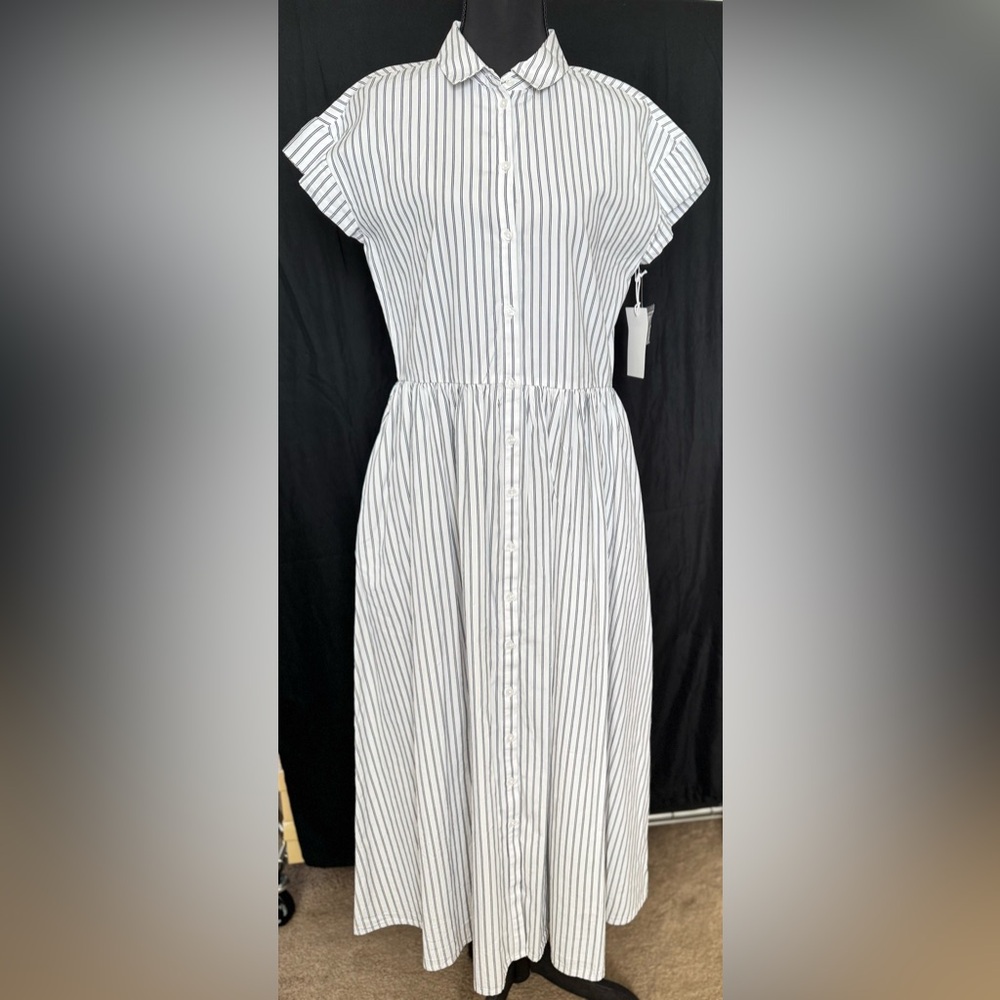 NWT Nordstrom Navy and White Striped Midi Dress with pockets